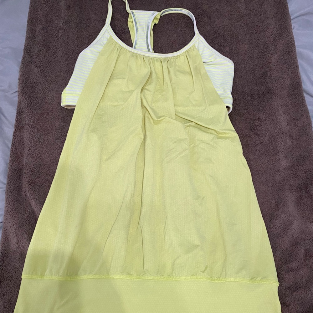 Lululemon flowy workout top